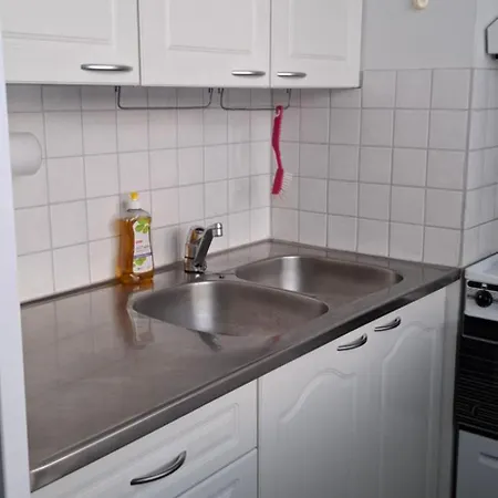 Kodikas Yksioe Kangasniemen Keskustassa * Kangasniemi